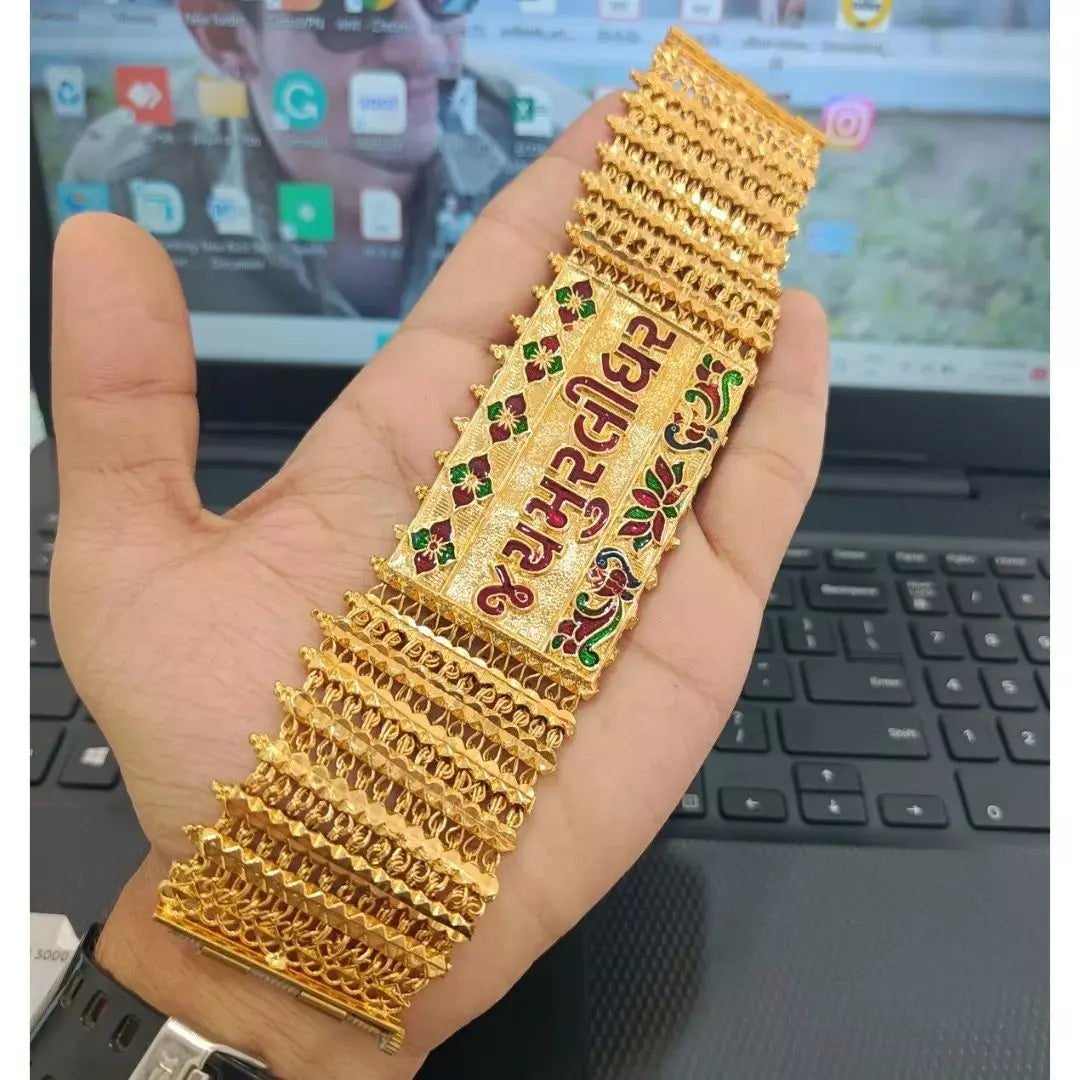 Jay Murlidhar with Unique Design High Quality Big Bracelet For Men