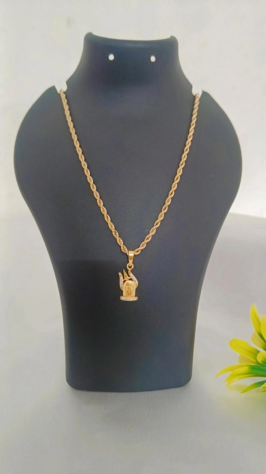 Shiv Logo Small Gold Plated Pendal Set Long Time Running For Men