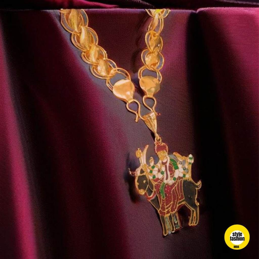 Maa Meldi Pendant With Pokal Kohli High Quality Gold Plated Chain For Men