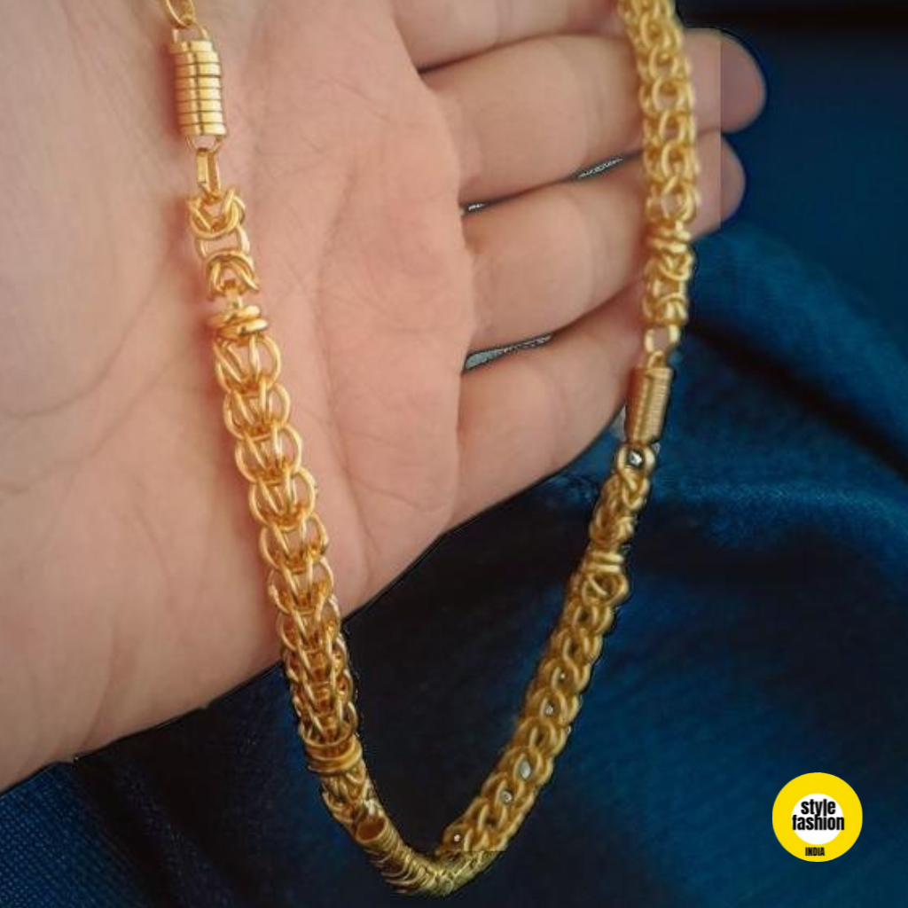 2 in 1 Mini Ring With Frill Designer High Quality Gold Plated Chain For Men