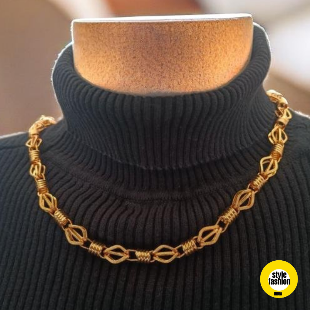Exclusive Ring With Leaf Shape Designer HIgh Quality Gold Plated Chain For Men