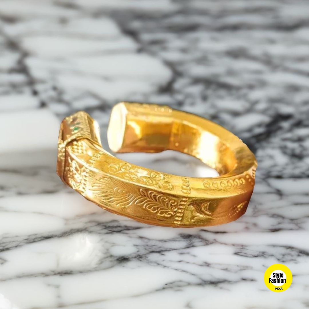 Jay Thakar Bharwadi High Quality Gold Plated Kada for Men