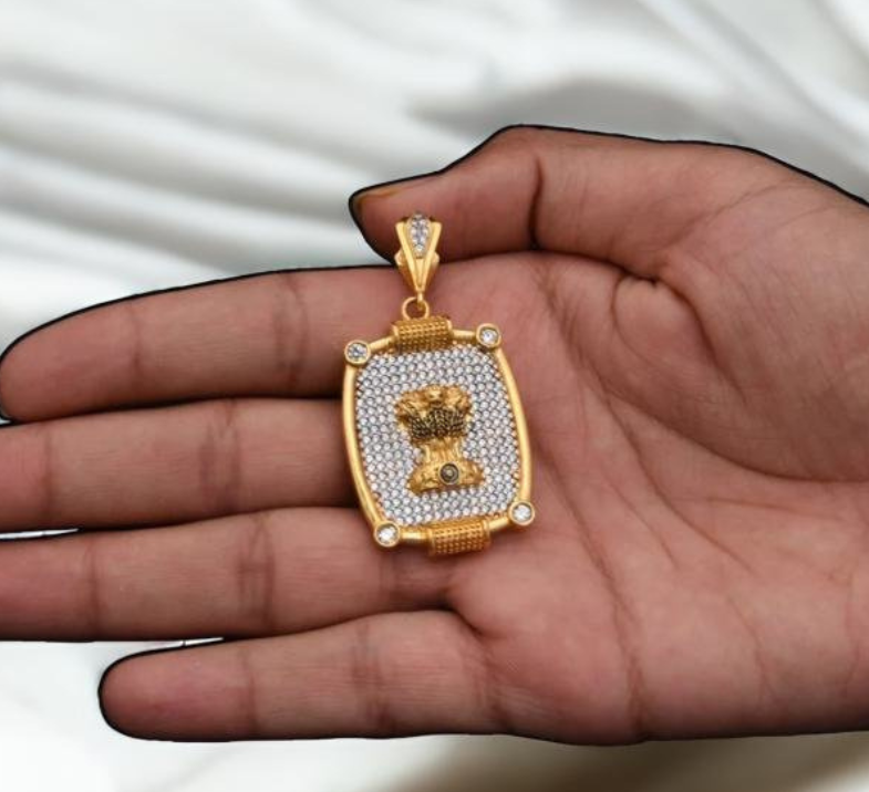 Mudra Diamond with New Design High Quality Gold Plated Pendant
