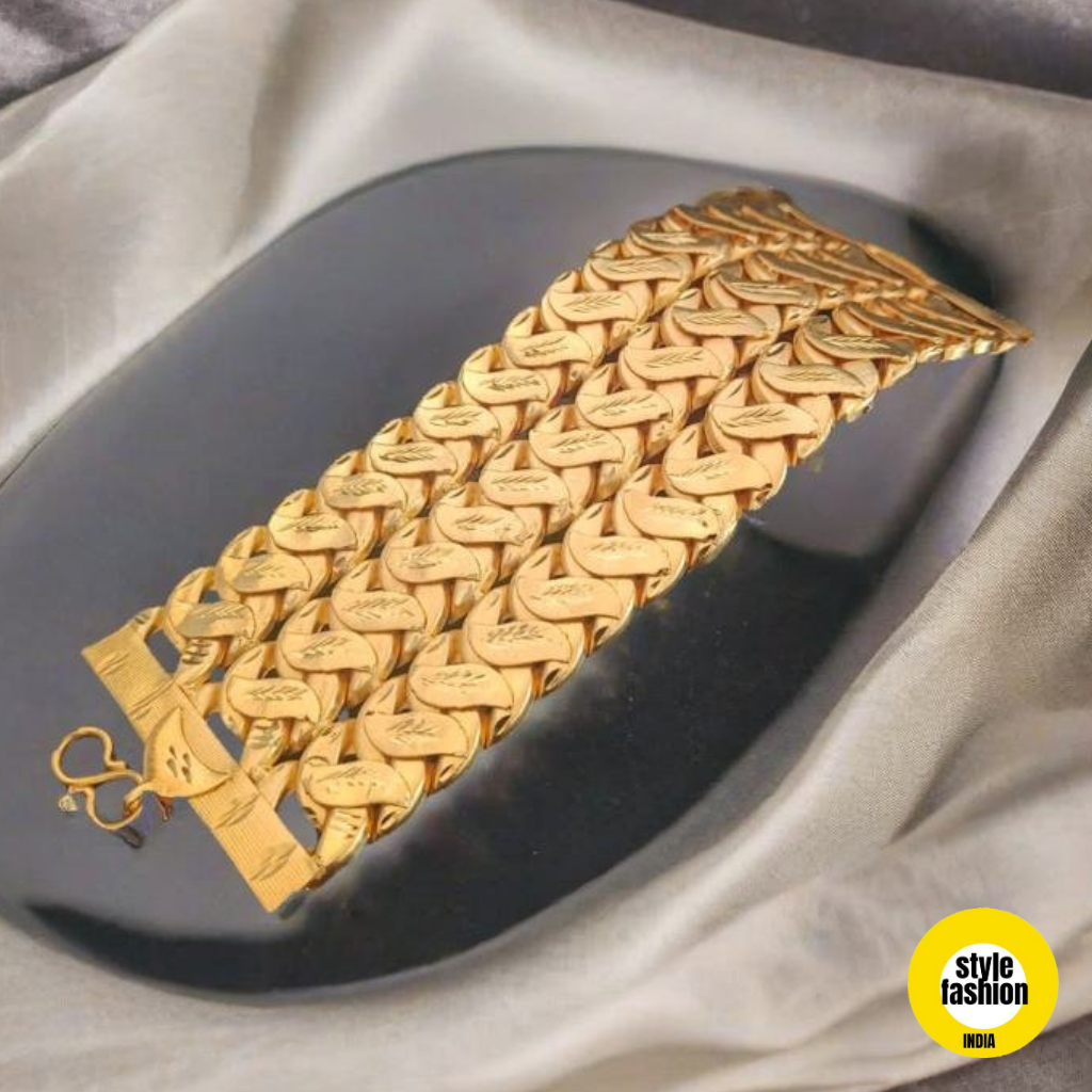3 Line Pokal with Leaf Design Gold Plated Bracelet
