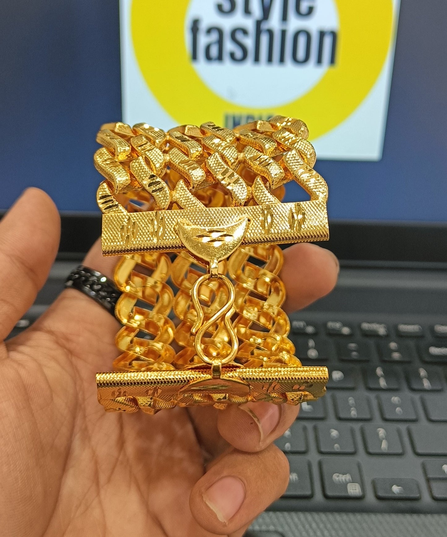 S 3 Line Unique Design Lucky for Men