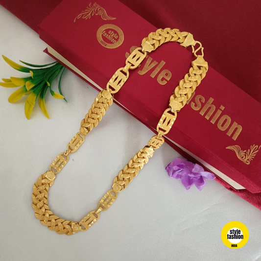 Unique Pokal Leaf Thin With Biscuit Design Premium Quality Gold Plated Chain For Men