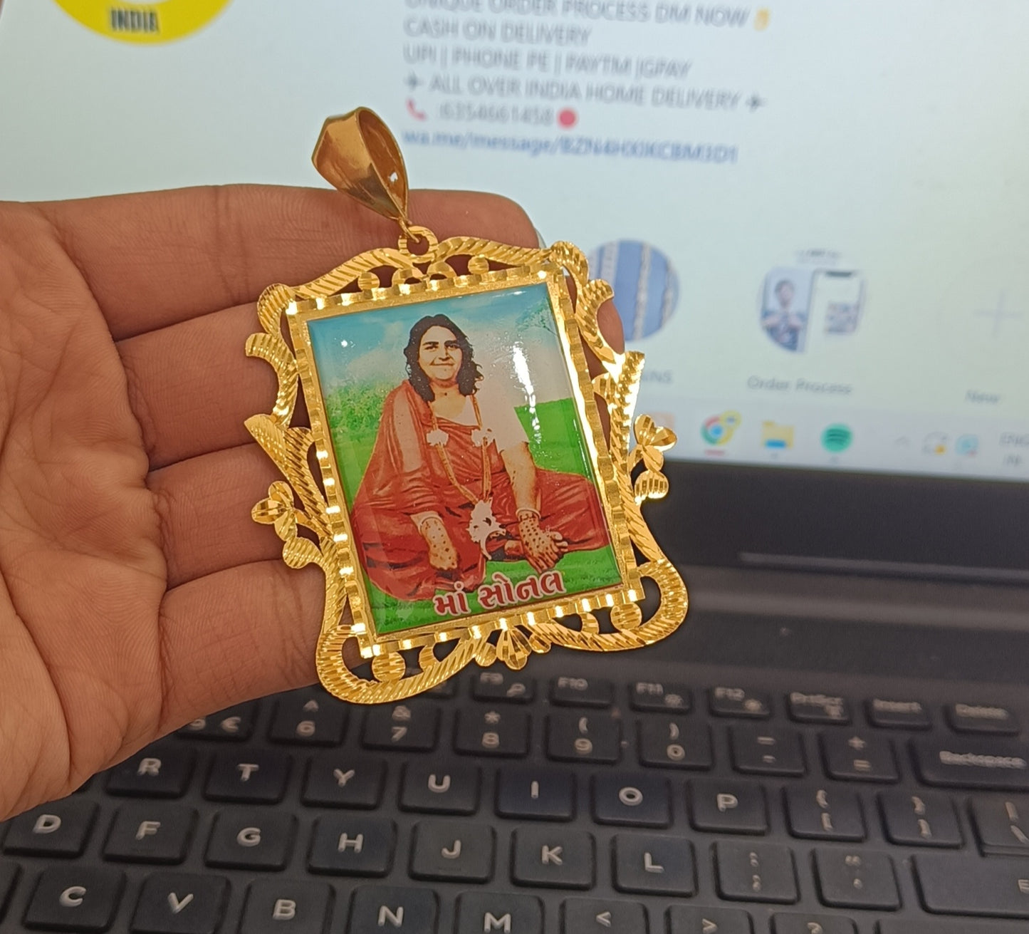 Jay Sonal Maa Photo High Quality Gold Plated Pendant