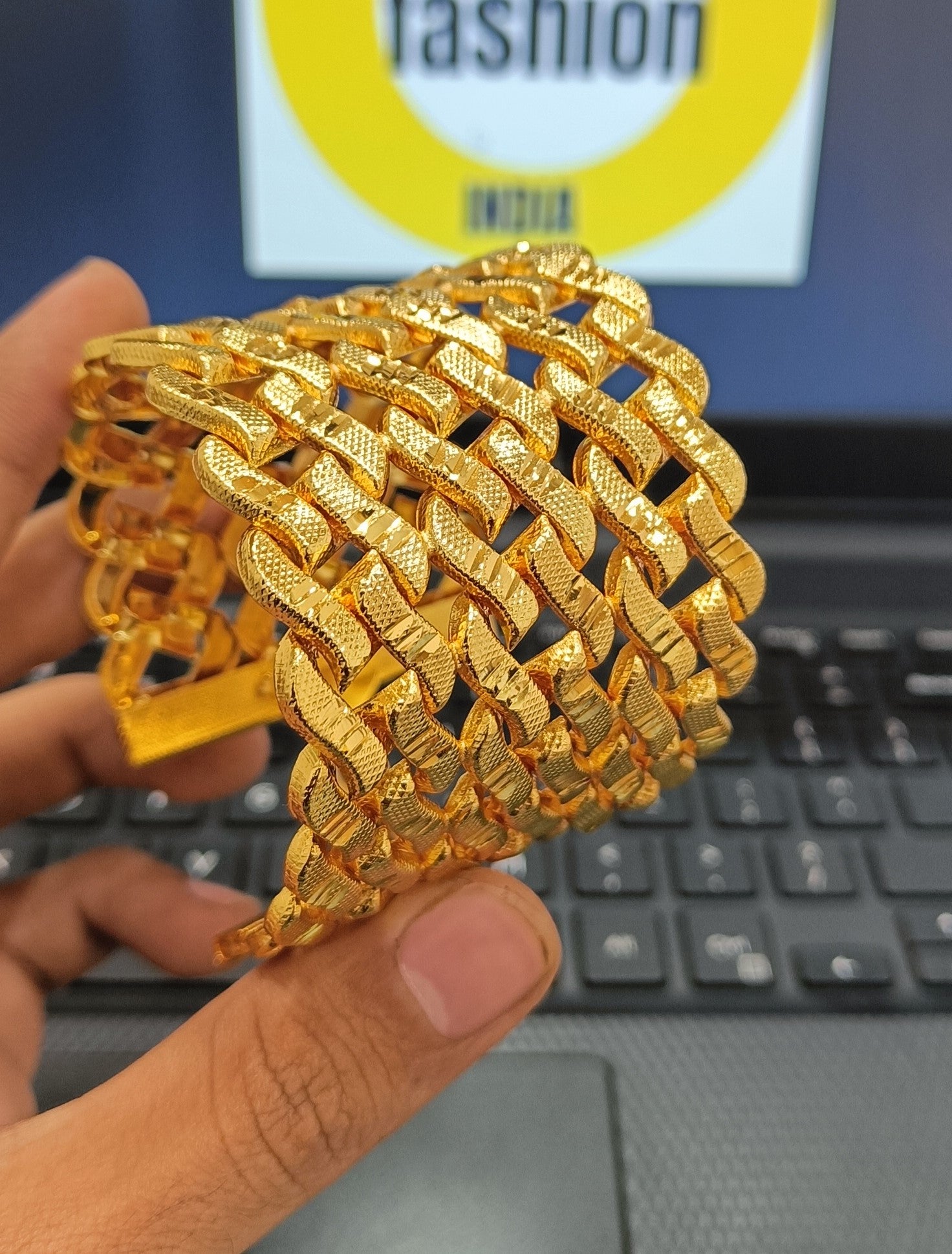 S Line Unique Design Lucky for Men – stylefashionindia